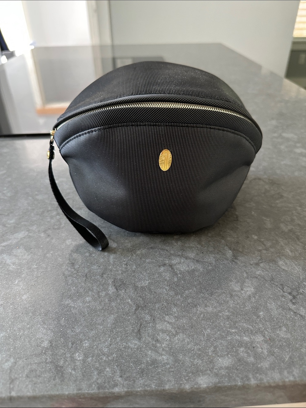 Idaho Jones Wearable Breast Pump Bag